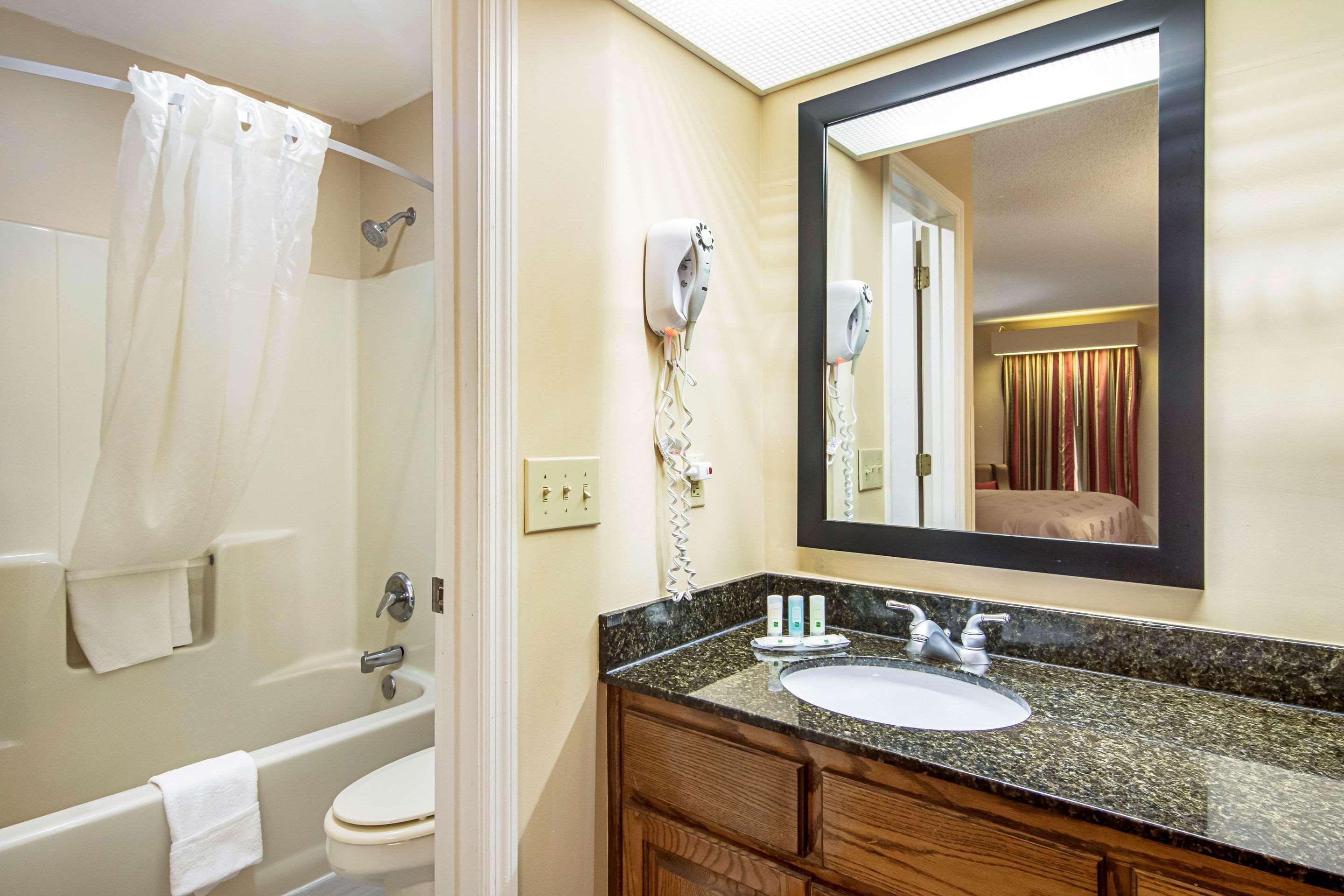 Quality Inn Thomaston Kültér fotó