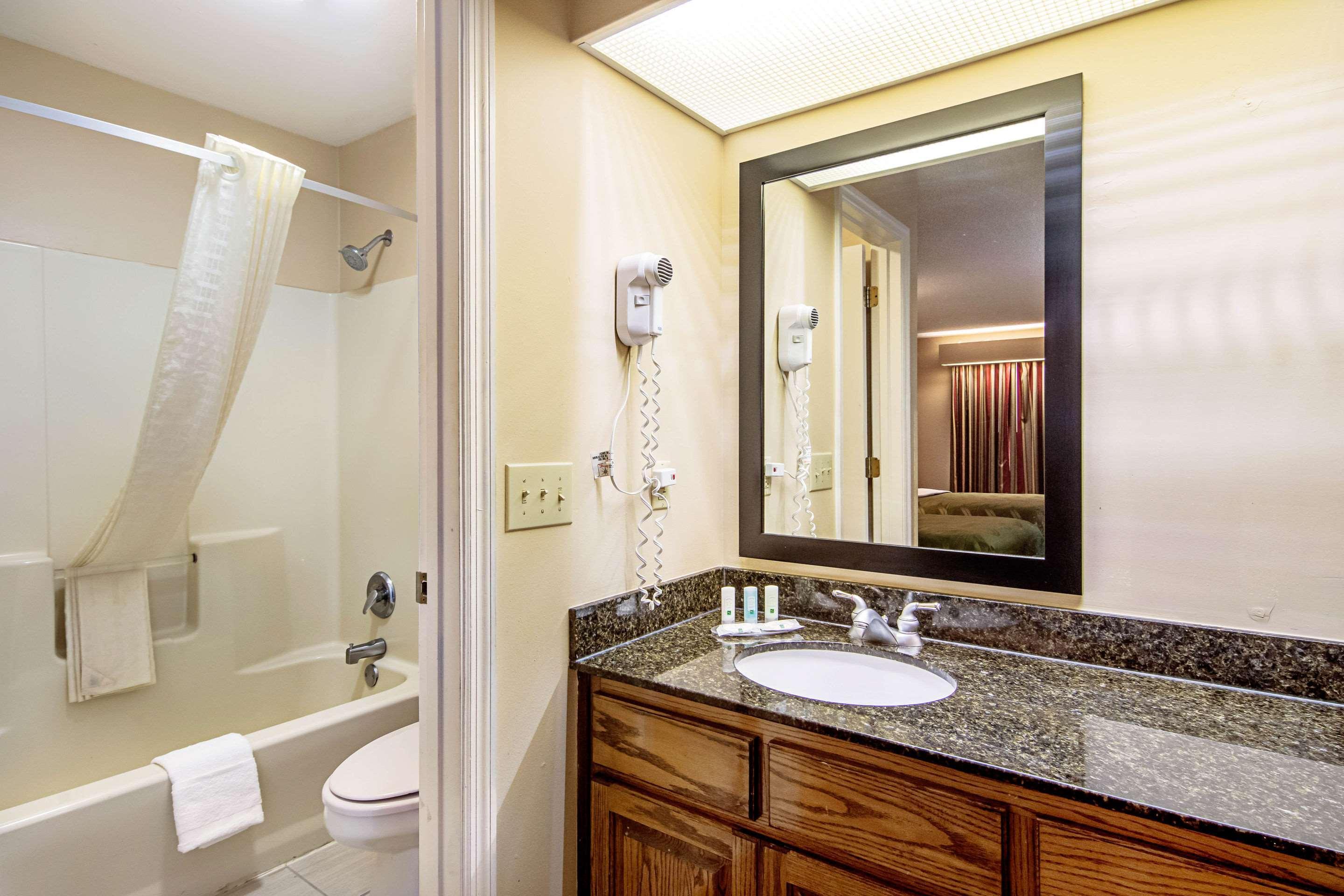 Quality Inn Thomaston Kültér fotó